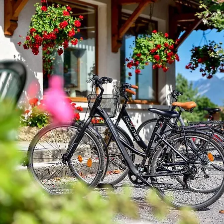 Hotel L'arcalod & Bistrot Jeanne - D'annecy - Restaurant Doussard