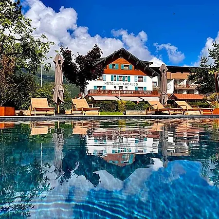 Hotel Restaurant Arcalod 3*